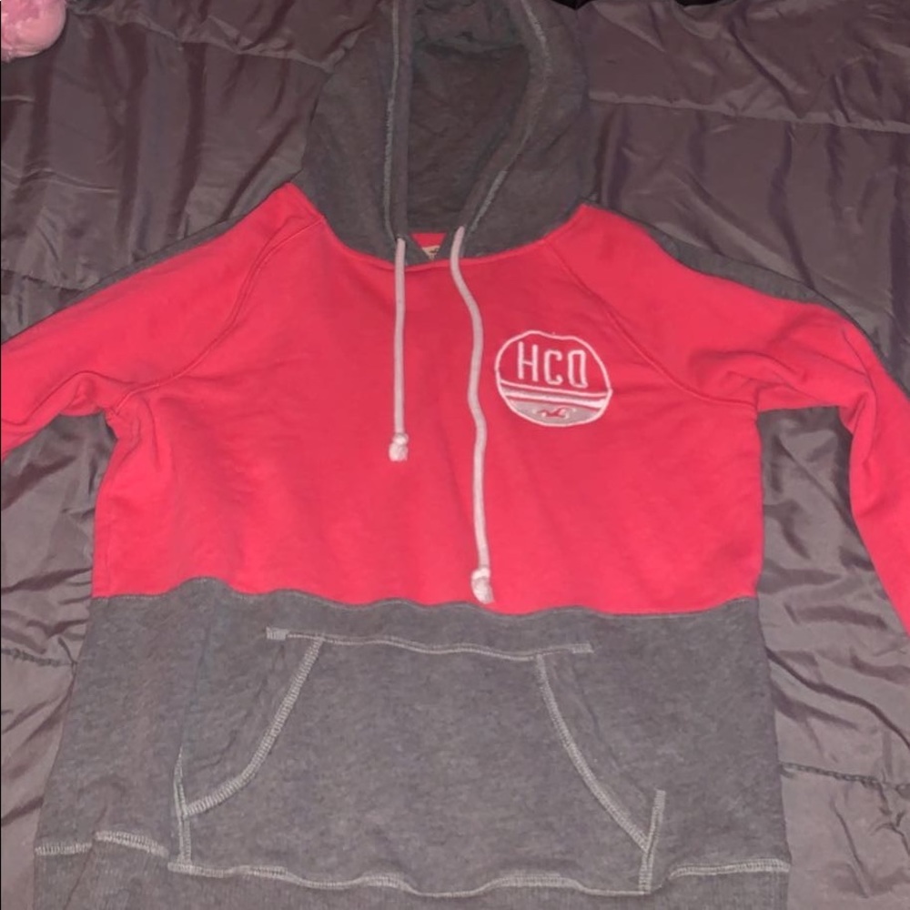 hollister pink and gray pullover